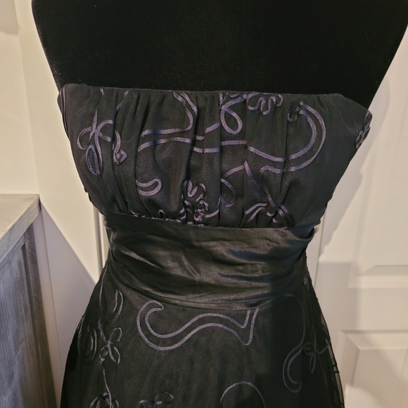 Beautiful Detail Midi Black Dress worn twice - Picture 2 of 6